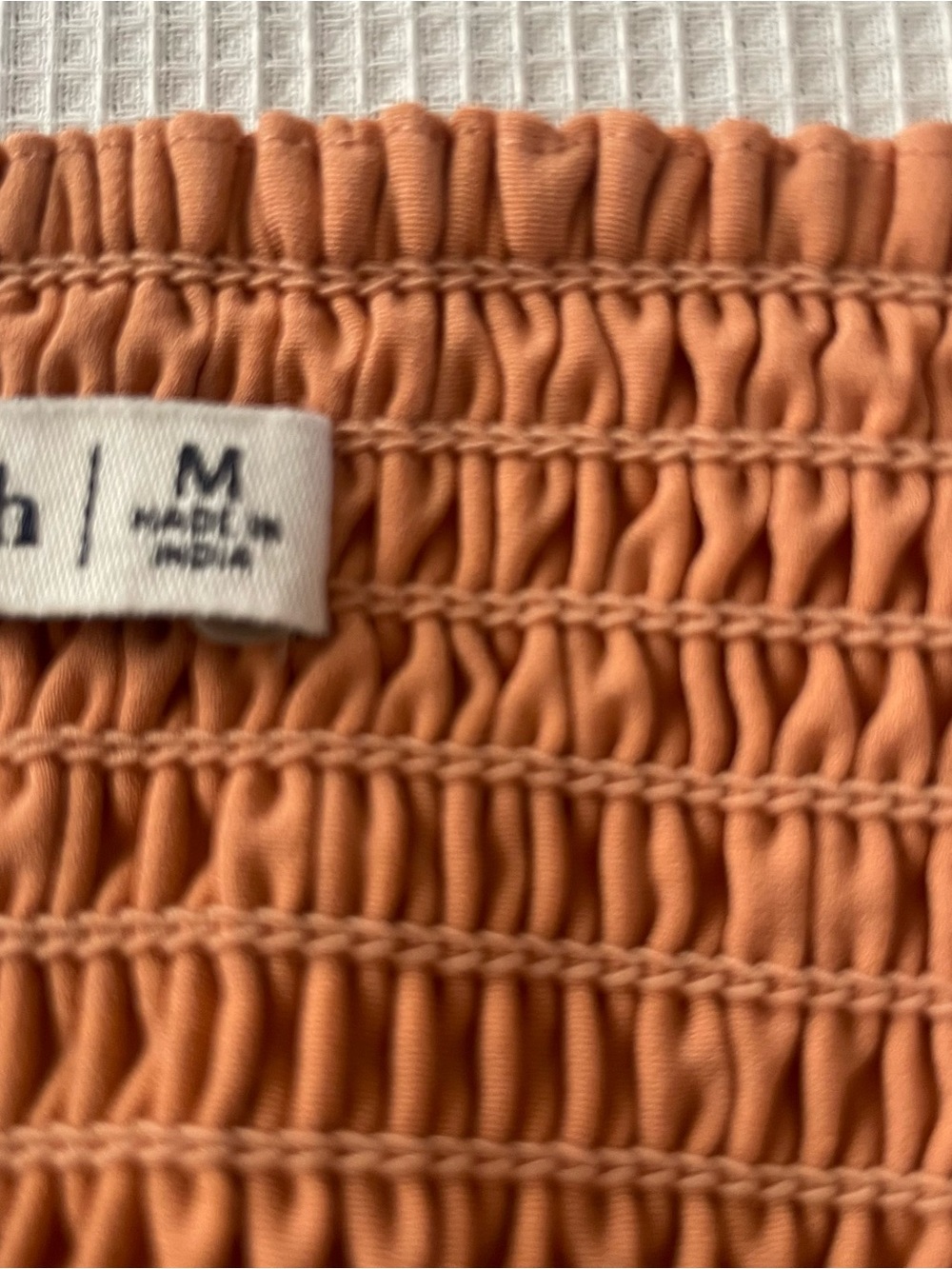Abercrombie & Fitch Women’s Smocked Halter Crop Top Peach White Print Size M - Picture 6 of 6